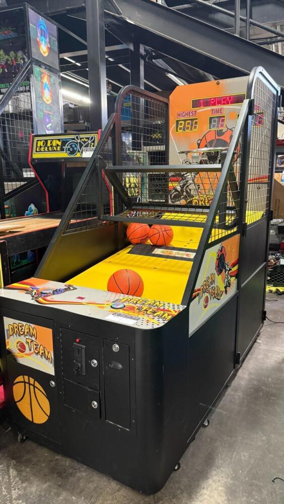 DREAM TEAM SPORTS BASKETBALL